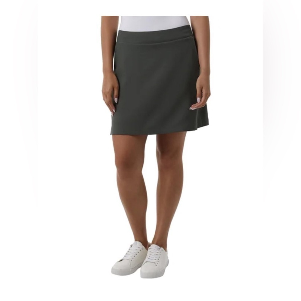 32 Degrees women’s medium 8 10 skirt skort shorts Green athletic Athleisure nwt